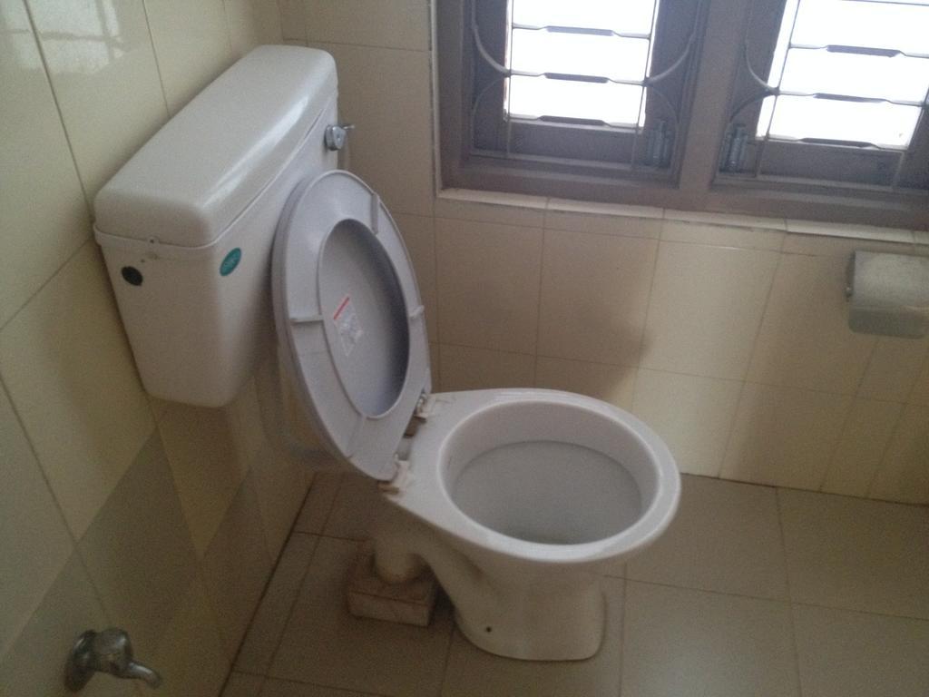 Hotel Aagaman Катманду Экстерьер фото