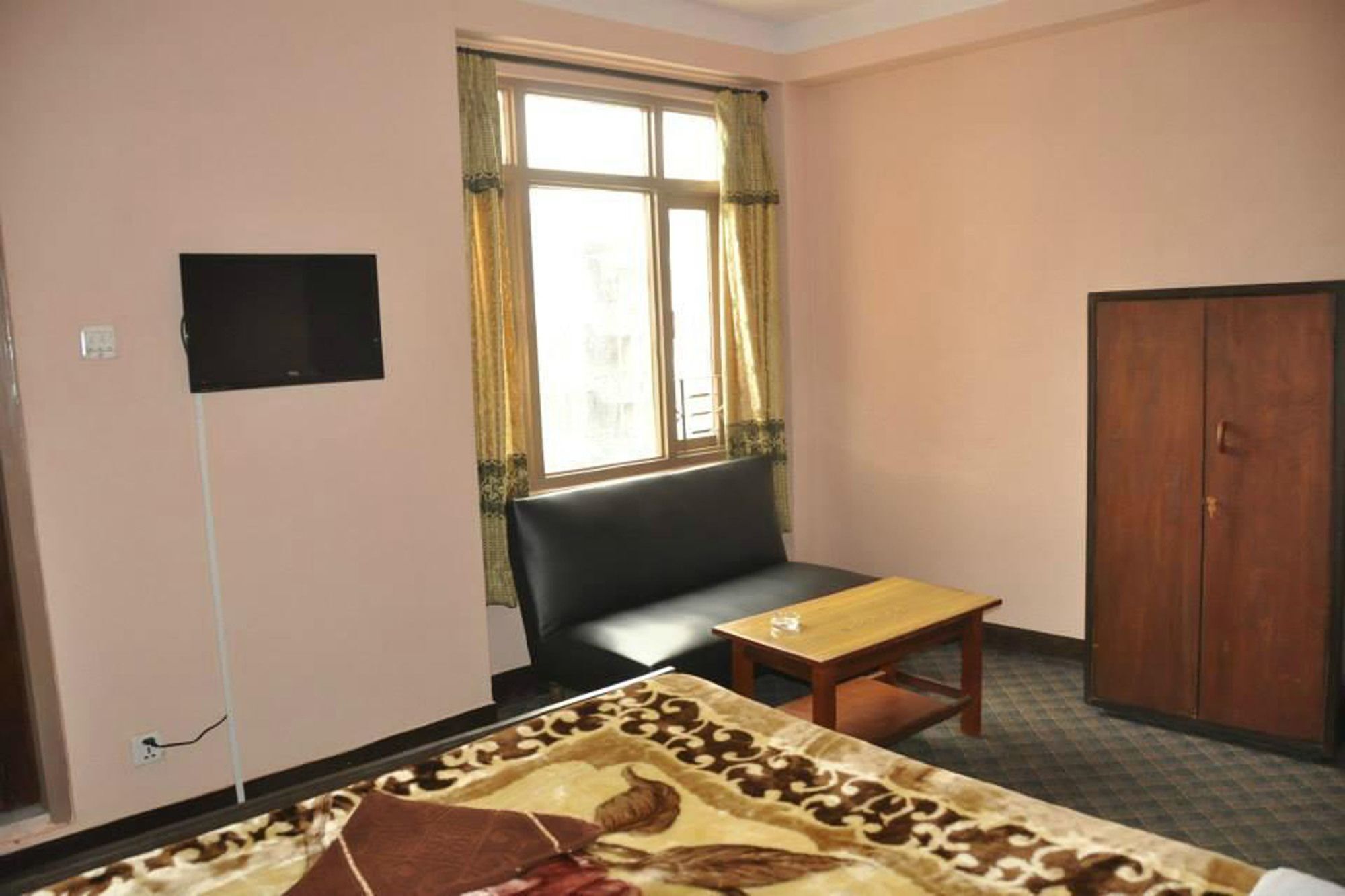 Hotel Aagaman Катманду Экстерьер фото