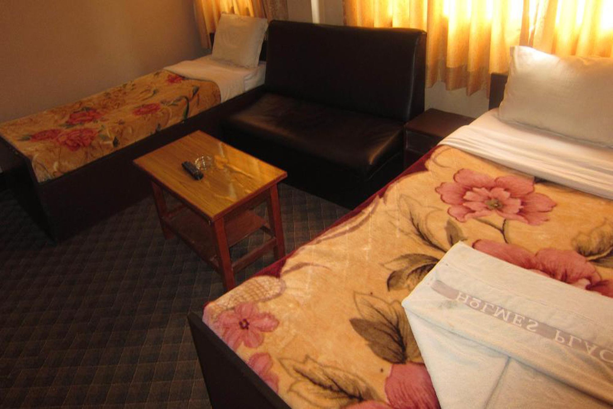 Hotel Aagaman Катманду Экстерьер фото