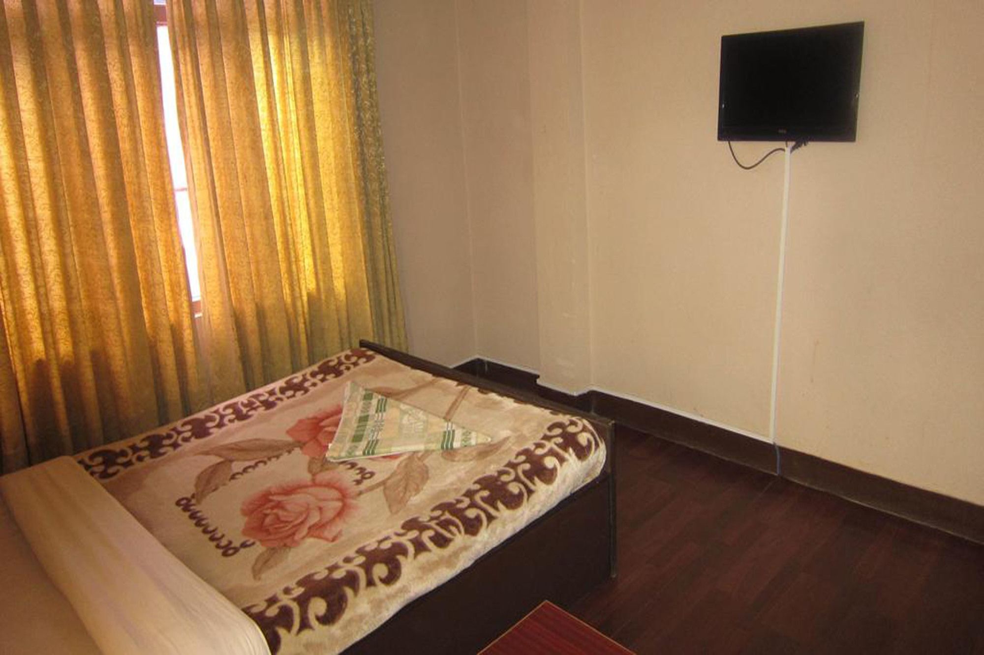 Hotel Aagaman Катманду Экстерьер фото