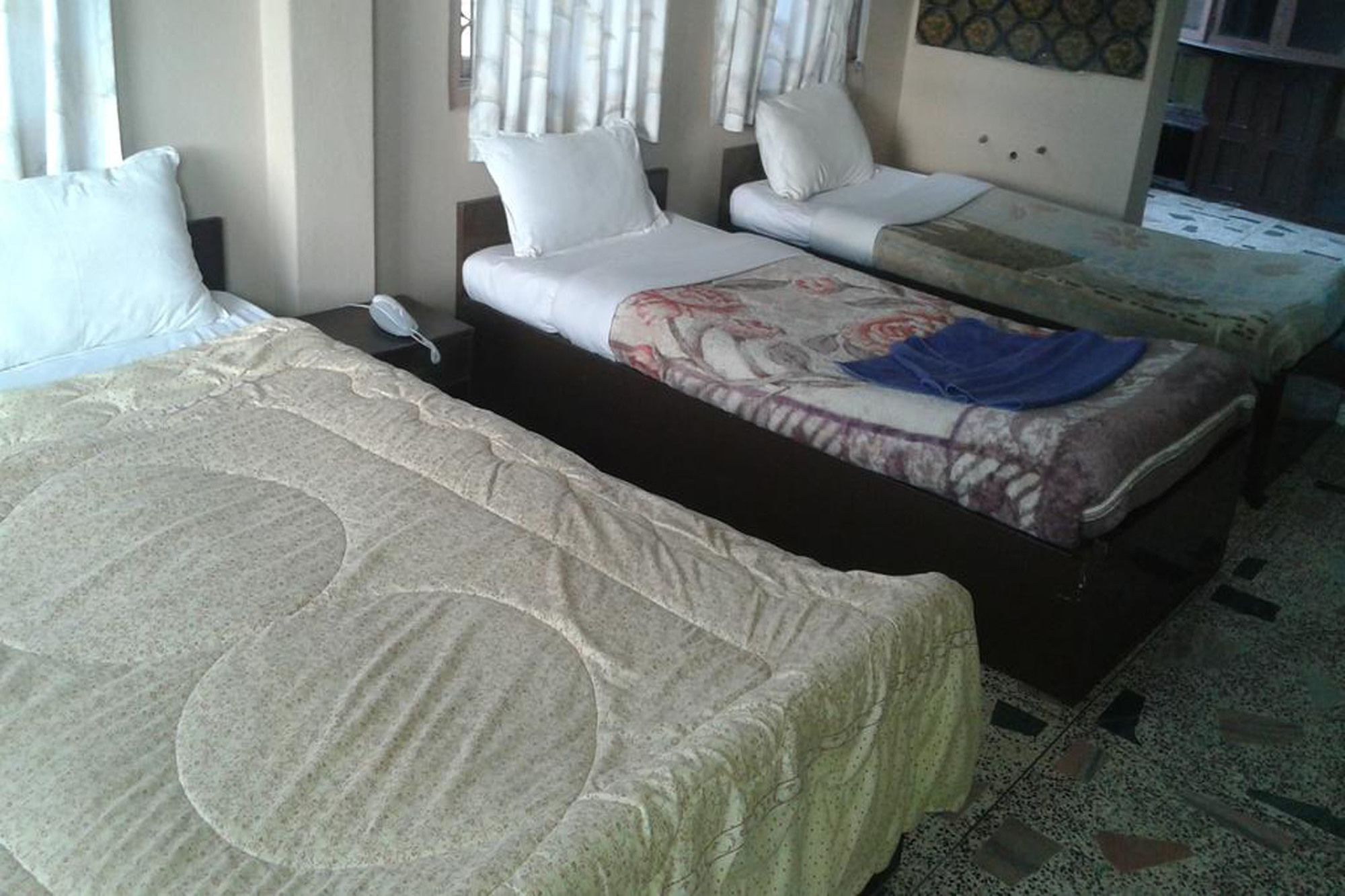 Hotel Aagaman Катманду Экстерьер фото