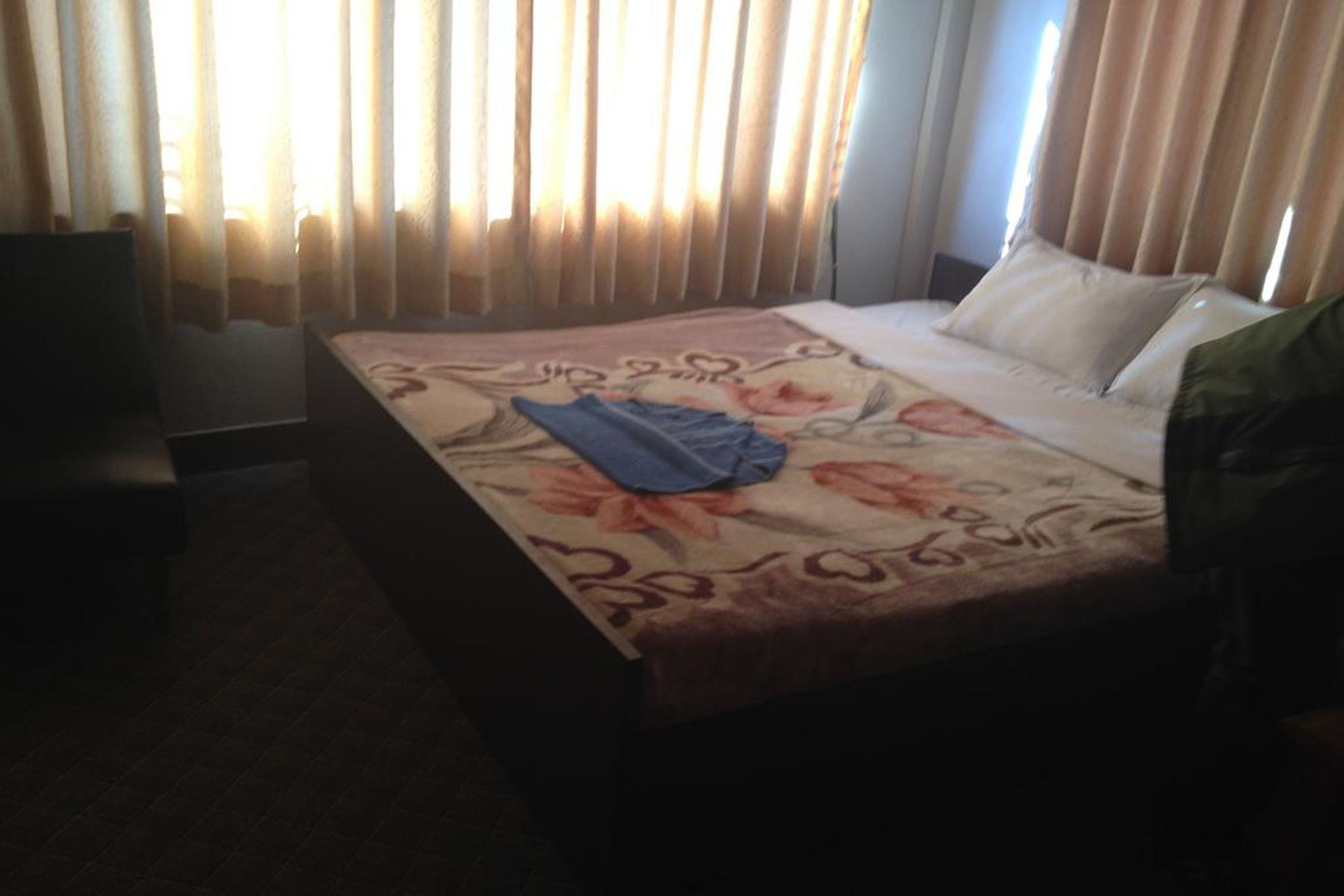 Hotel Aagaman Катманду Экстерьер фото