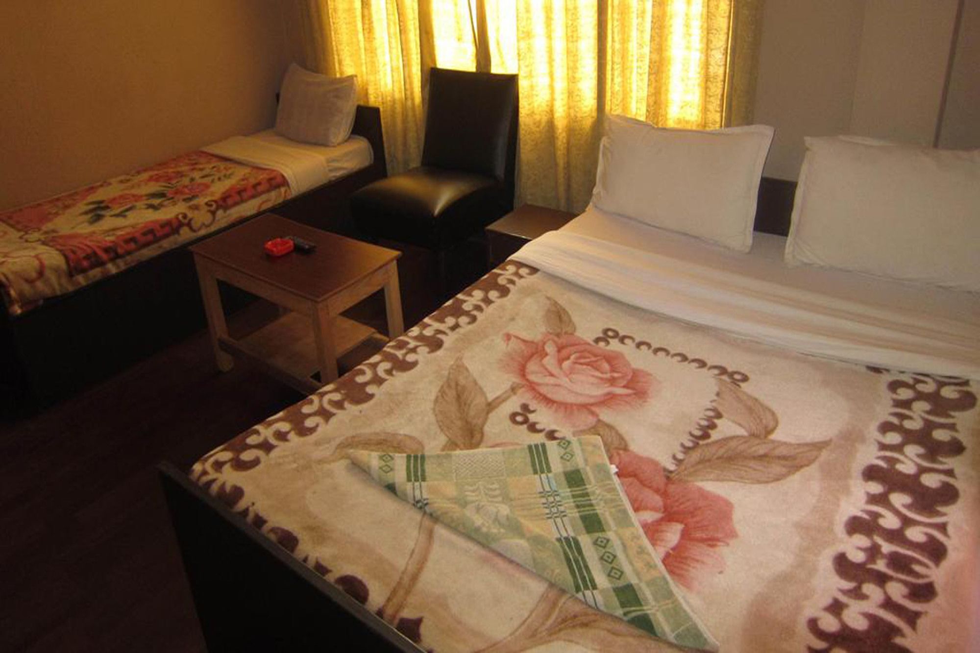 Hotel Aagaman Катманду Экстерьер фото